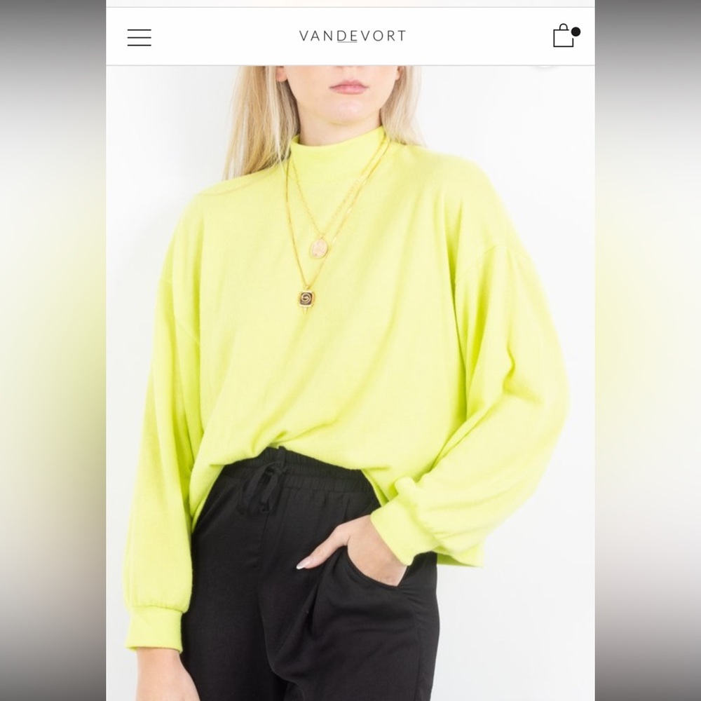 VanDeVort VAGABOND Aisha Mock Neck Sweater in Neon